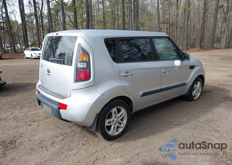 2011 Kia Soul + z USA, uszkodzony, nr VIN KNDJT2A20B7339732